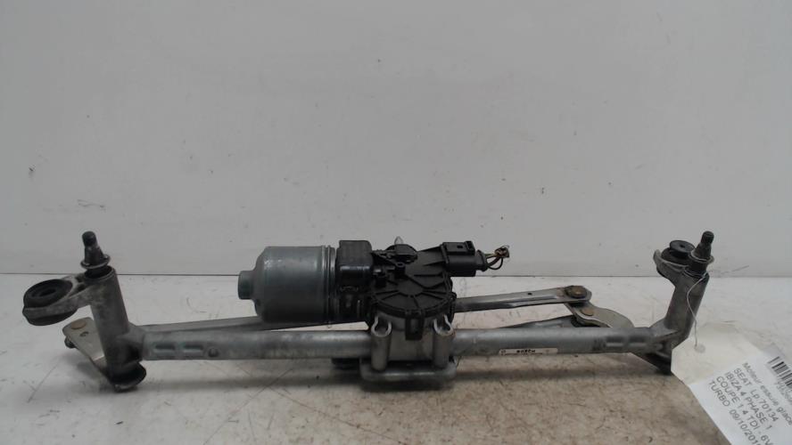 Moteur essuie glace avant -...