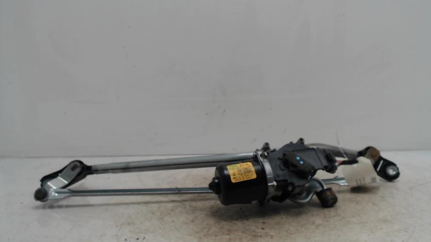 Moteur essuie glace avant -...