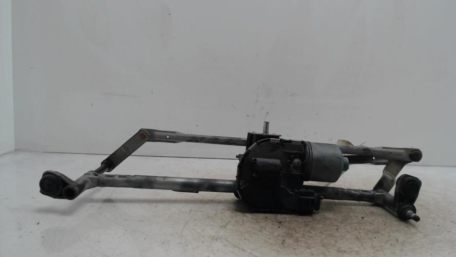 Moteur essuie glace avant -...
