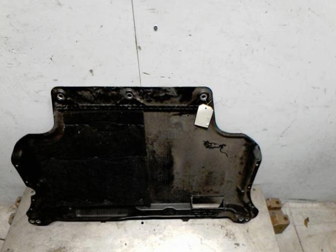Cache sous moteur -...