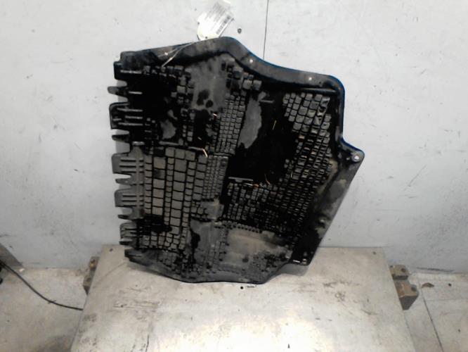 Cache sous moteur -...