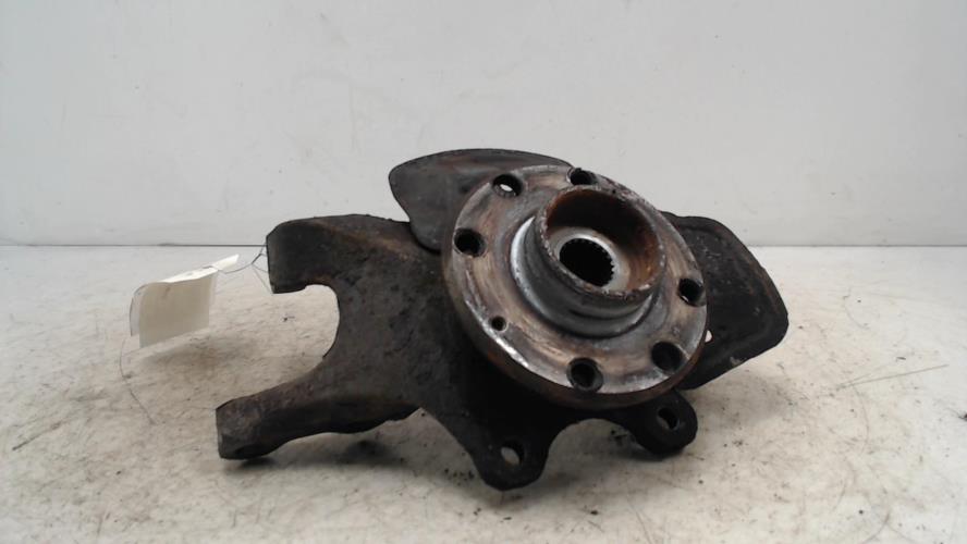 Fusee avant gauche - OPEL...