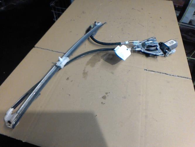 Leve vitre electrique avant...