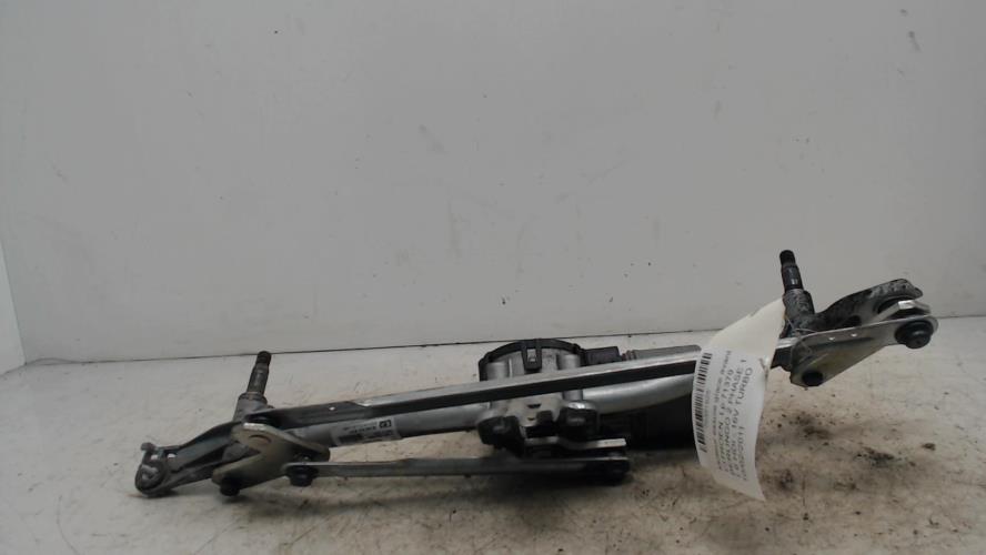 Moteur essuie glace avant -...