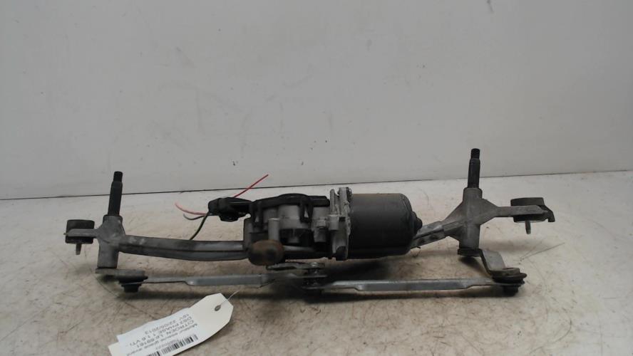 Moteur essuie glace avant -...