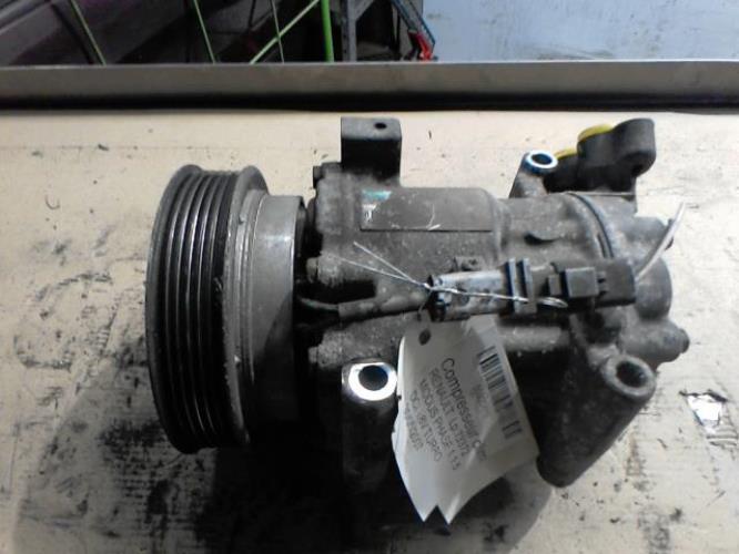 Compresseur clim - RENAULT...