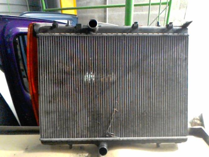 Radiateur eau - PEUGEOT 407...