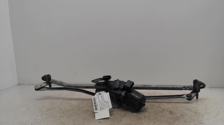 Moteur essuie glace avant -...