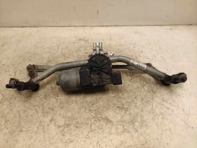 Moteur essuie glace avant -...