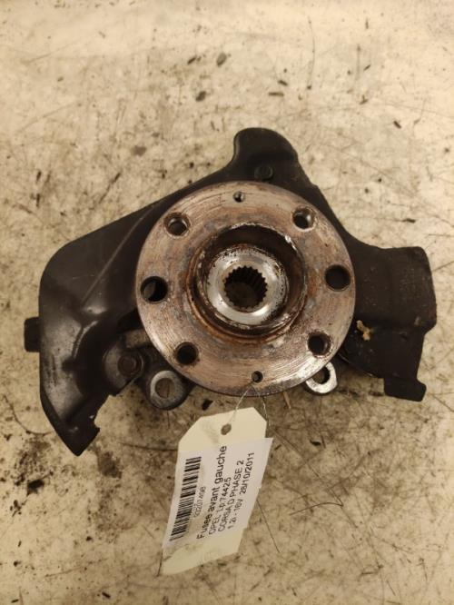 Fusee avant gauche - OPEL...