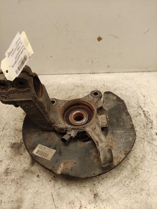 Fusee avant gauche -...