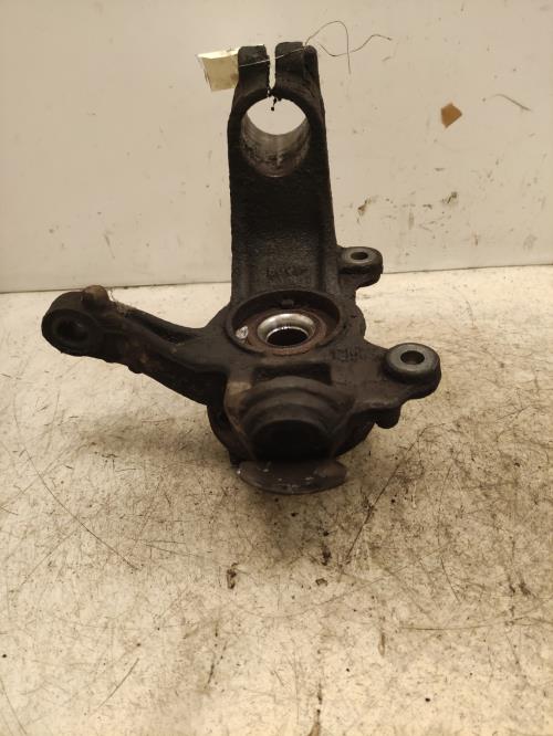 Fusee avant gauche - FORD...
