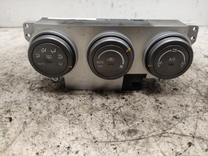 Commande chauffage - SUBARU...