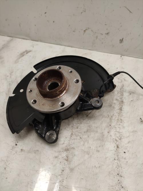 Fusee avant droit - RENAULT...