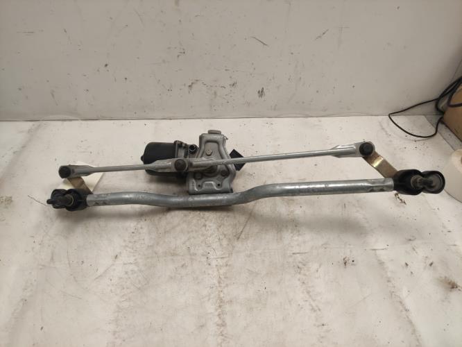 Moteur essuie glace avant -...
