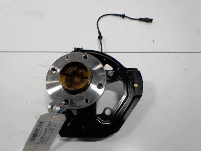 Fusee avant droit - RENAULT...