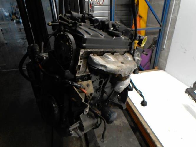 Moteur - PEUGEOT 106 PHASE 2