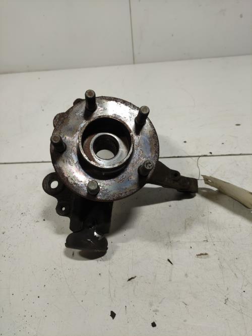 Fusee avant gauche - FORD...