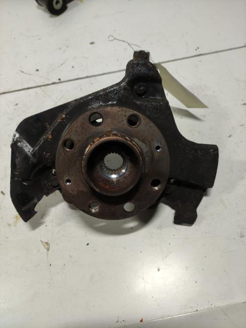 Fusee avant gauche - FIAT...