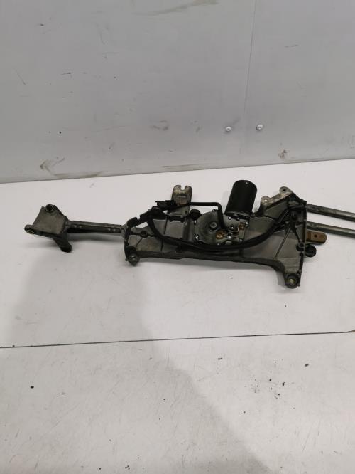 Moteur essuie glace avant -...