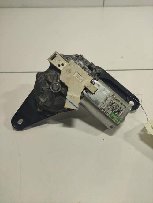 Moteur essuie glace arriere...
