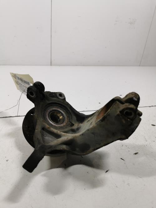Fusee avant droit - PEUGEOT...