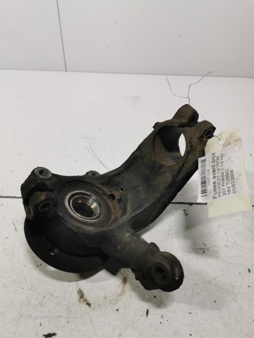 Fusee avant droit - PEUGEOT...