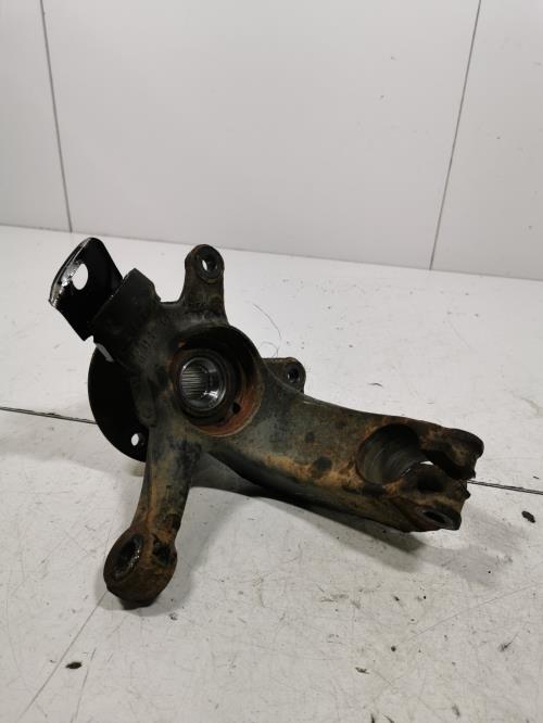 Fusee avant droit - PEUGEOT...