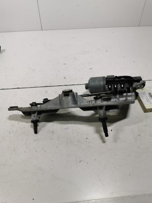 Moteur essuie glace avant -...