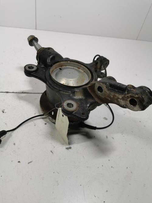 Fusee avant gauche -...
