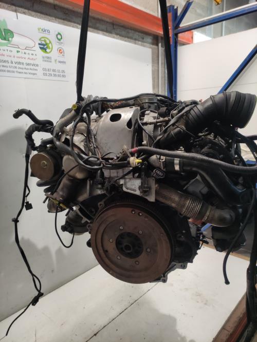 Moteur - AUDI A4 2 AVANT...