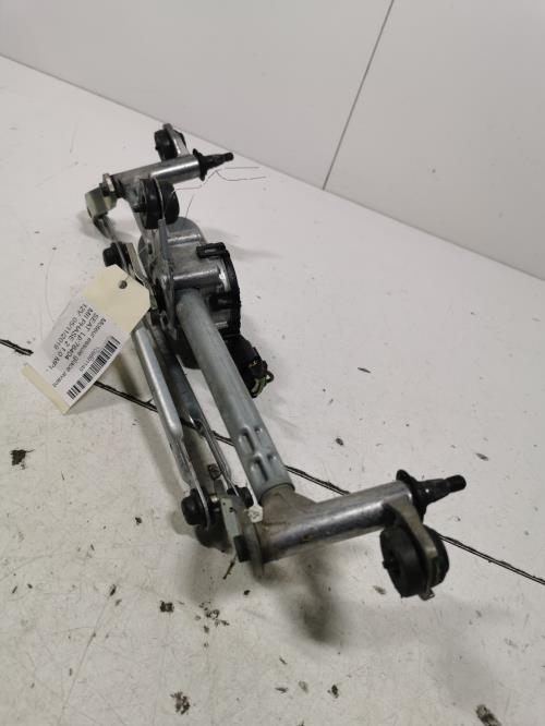 Moteur essuie glace avant -...