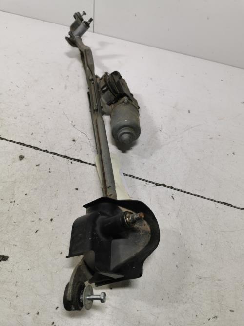 Moteur essuie glace avant -...