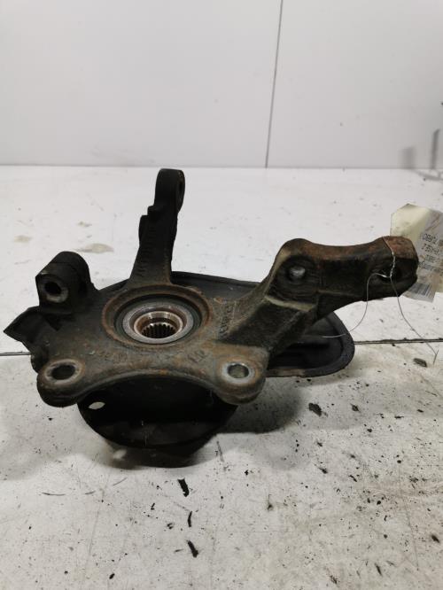 Fusee avant gauche - OPEL...