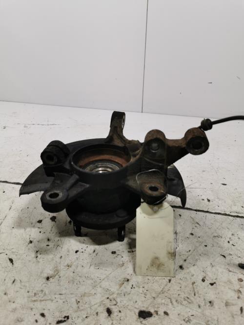Fusee avant gauche - OPEL KARL