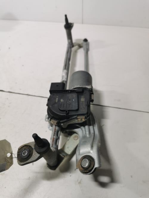 Moteur essuie glace avant -...