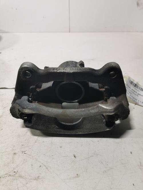 Etrier avant gauche...