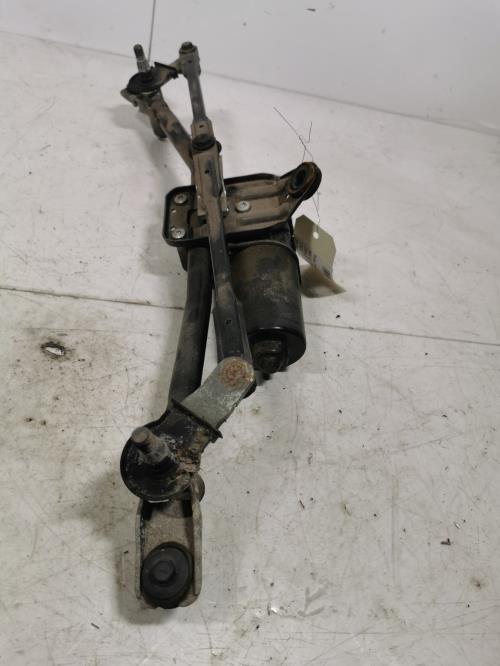 Moteur essuie glace avant -...