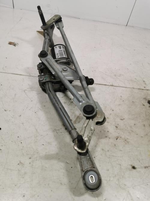 Moteur essuie glace avant -...