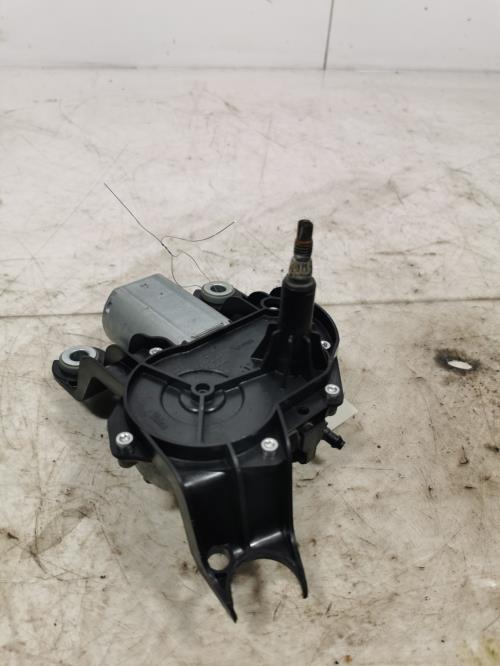Moteur essuie glace arriere...