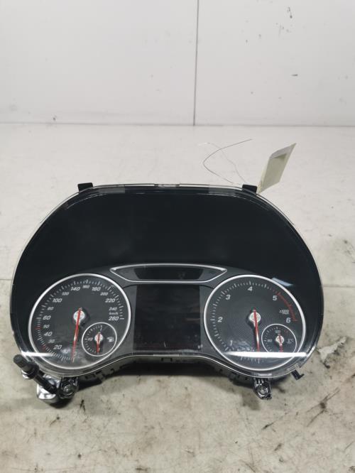 Compteur - MERCEDES CLASSE...