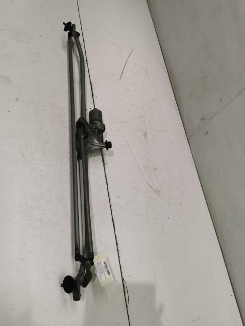 Moteur essuie glace avant -...