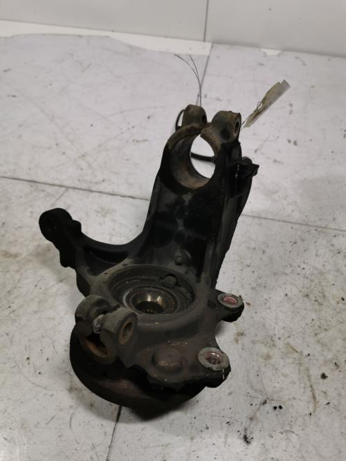 Fusee avant gauche -...