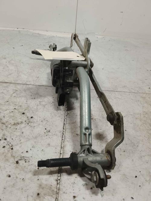 Moteur essuie glace avant -...