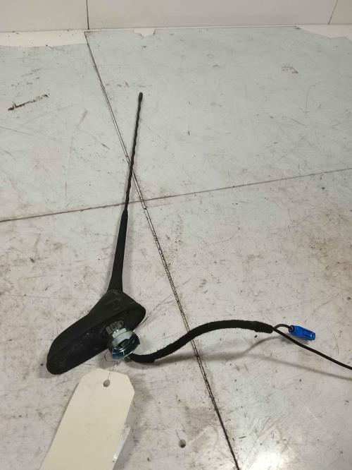Antenne - PEUGEOT 208 1...
