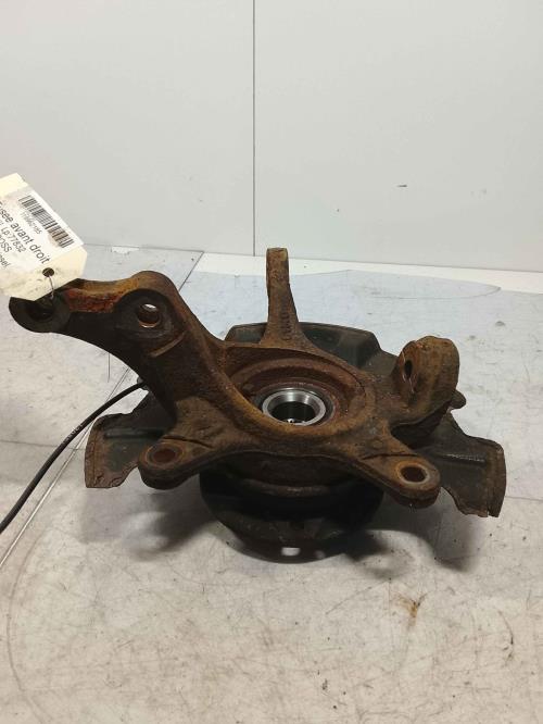 Fusee avant droit - SUZUKI...