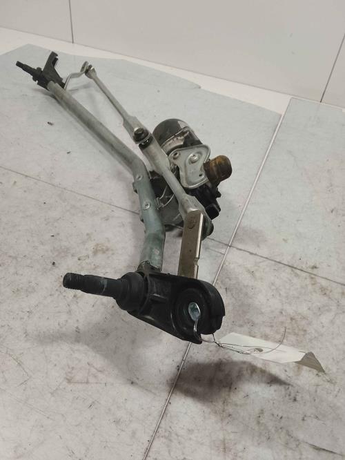 Moteur essuie glace avant -...