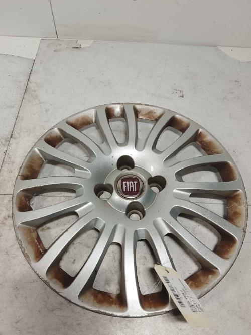 Enjoliveur - FIAT PUNTO 3