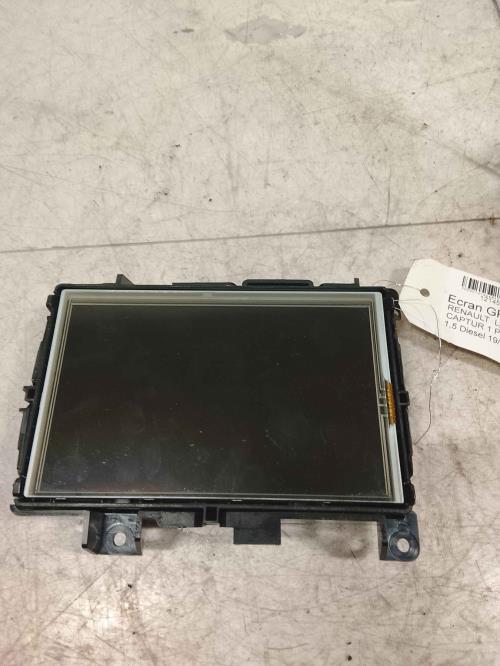 Ecran GPS - RENAULT CAPTUR...