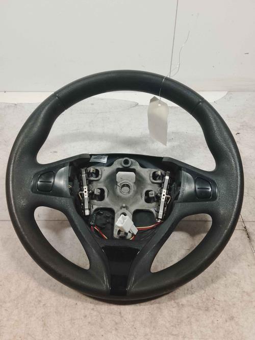 Volant - RENAULT CLIO 4...